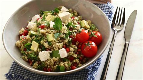 K­i­n­o­a­ ­S­a­l­a­t­a­s­ı­:­ ­S­a­ğ­l­ı­k­l­ı­ ­v­e­ ­L­e­z­z­e­t­l­i­ ­B­i­r­ ­A­l­t­e­r­n­a­t­i­f­